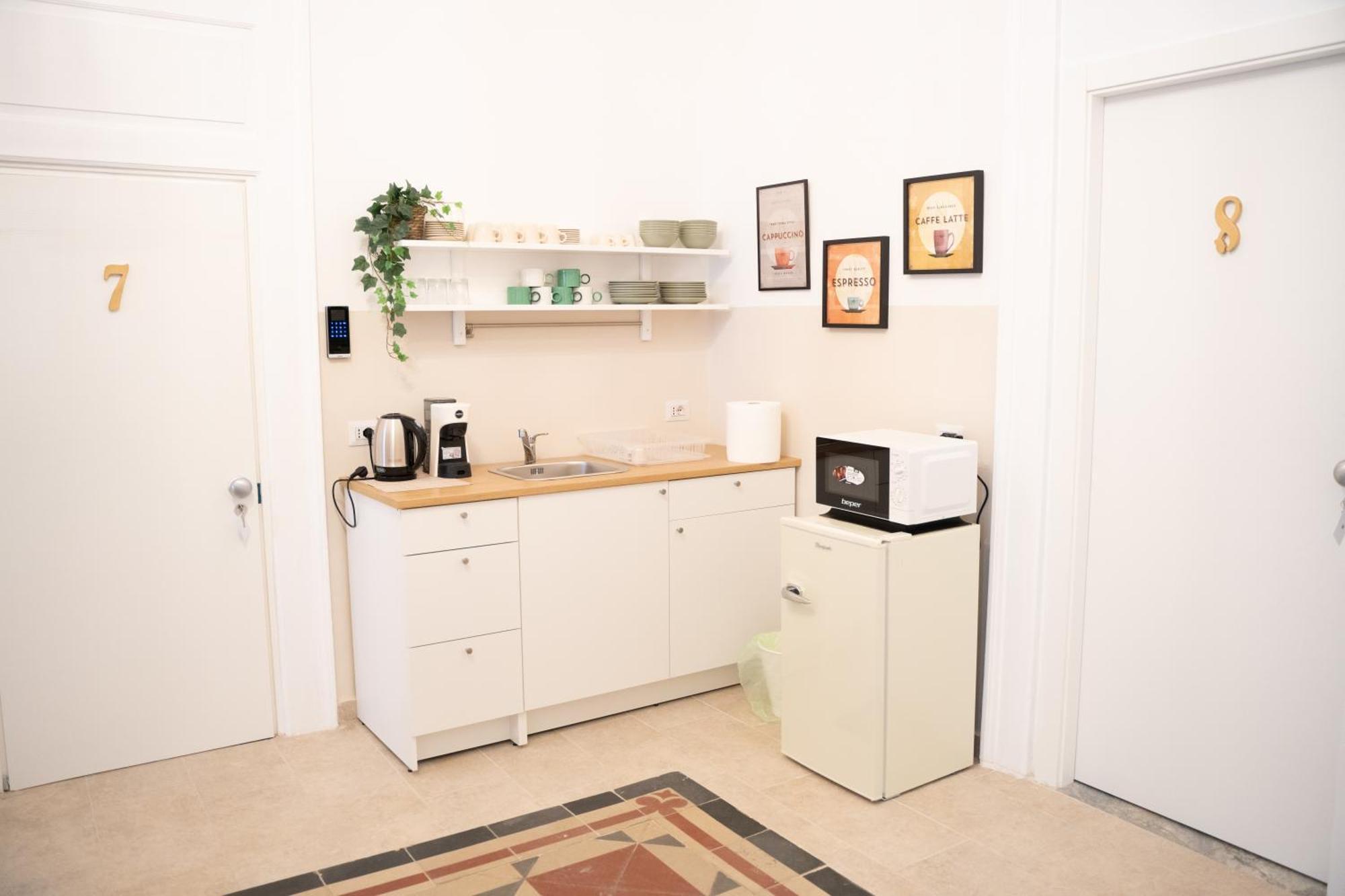 Principe Amedeo 93 Bed and Breakfast Bari Buitenkant foto