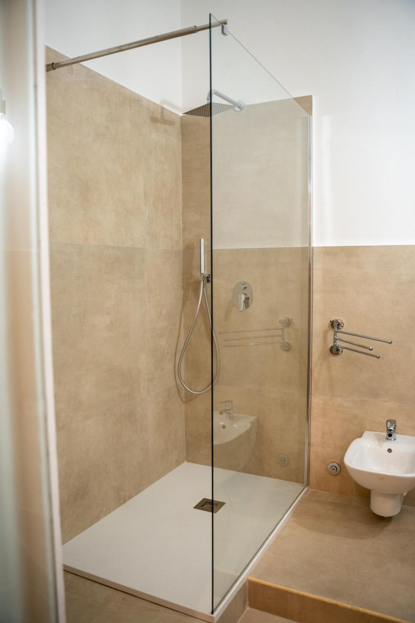 Principe Amedeo 93 Bed and Breakfast Bari Buitenkant foto