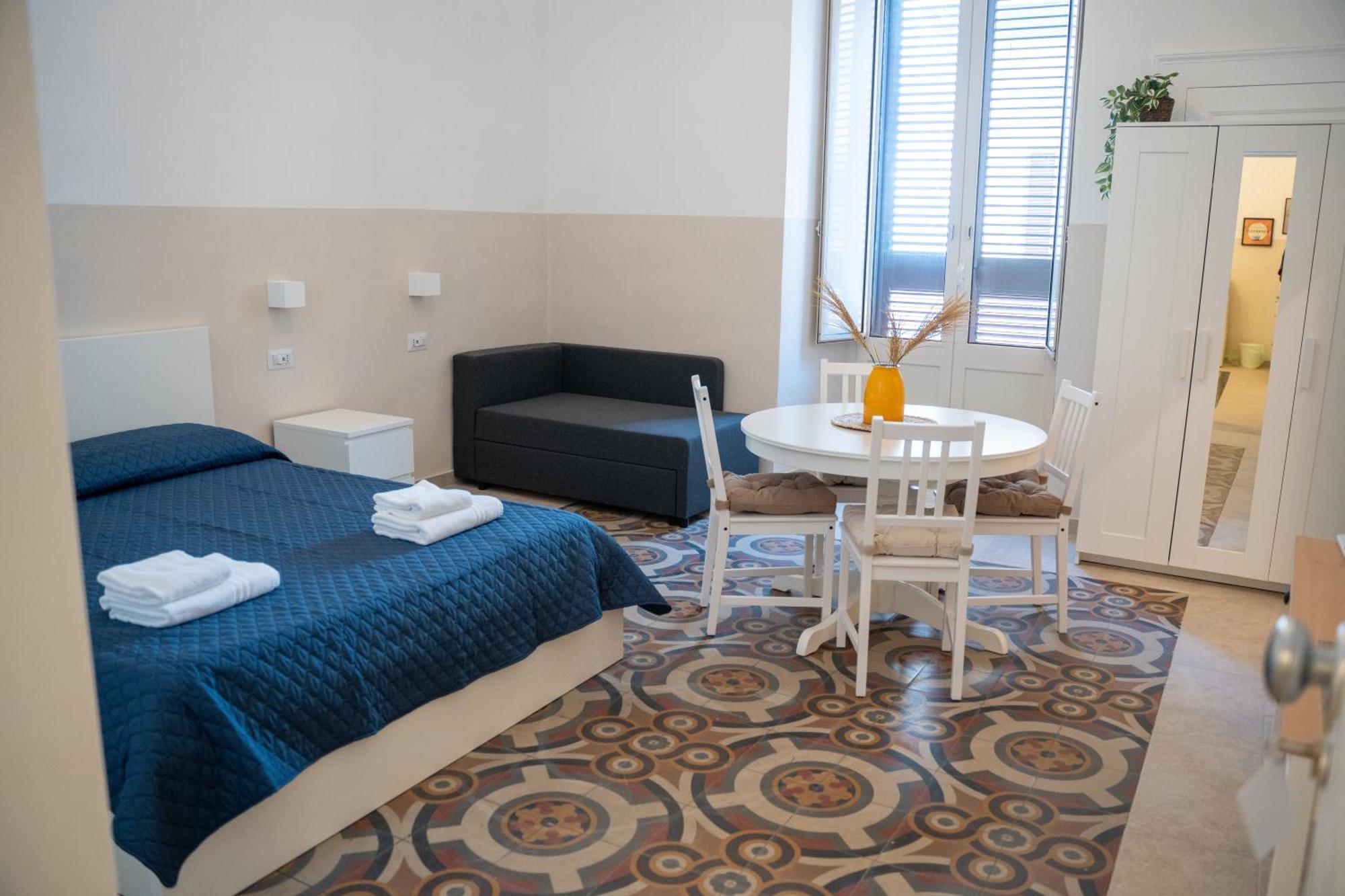 Principe Amedeo 93 Bed and Breakfast Bari Buitenkant foto