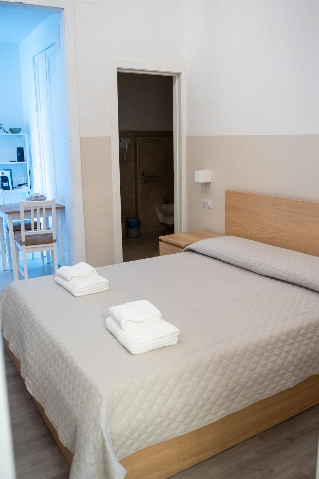 Principe Amedeo 93 Bed and Breakfast Bari Buitenkant foto